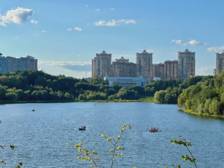 Городской парк Раменского: озеро, аттракционы, как добраться (2026)