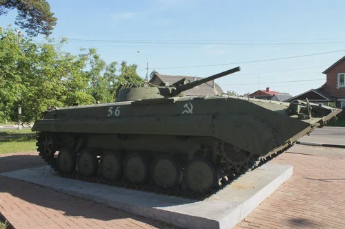 Сквер имени Харазия в Раменском: памятник, БМП, история (2026)